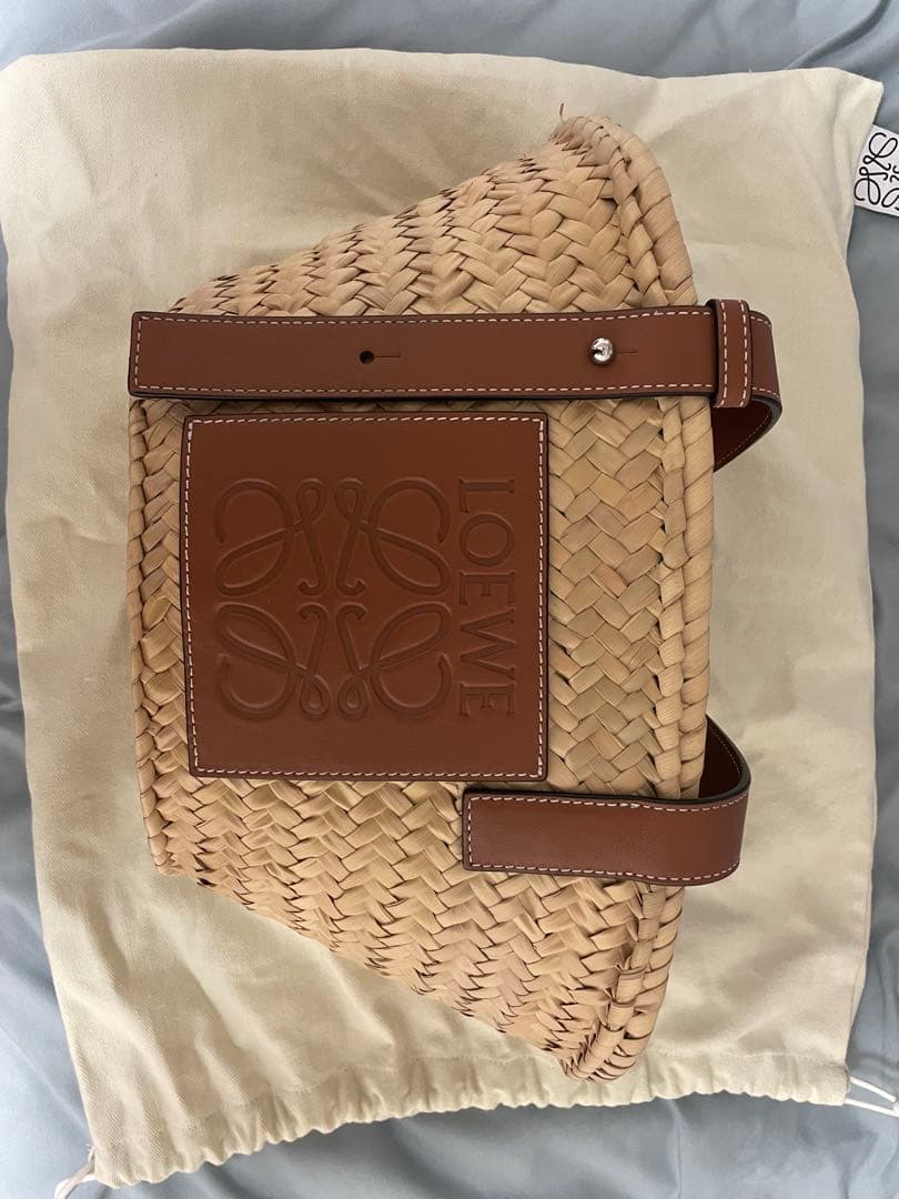 【ほぼ未使用・保存袋あり】LOEWE かごバッグ