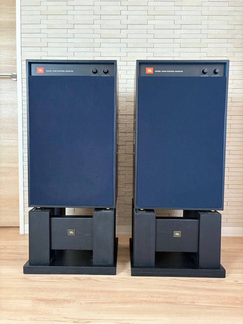 美品　JBL MODEL 4312B CONTROL MONITOR バイワイヤ