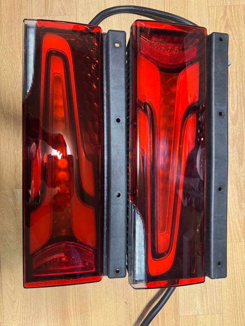 ふそう　スーパーグレート　テール