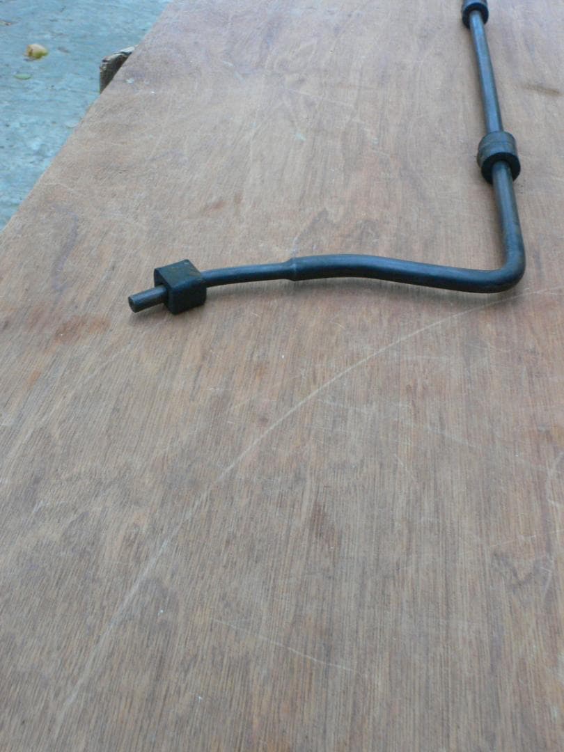 フェアレディ―SR311　スタビライザー 純正部品