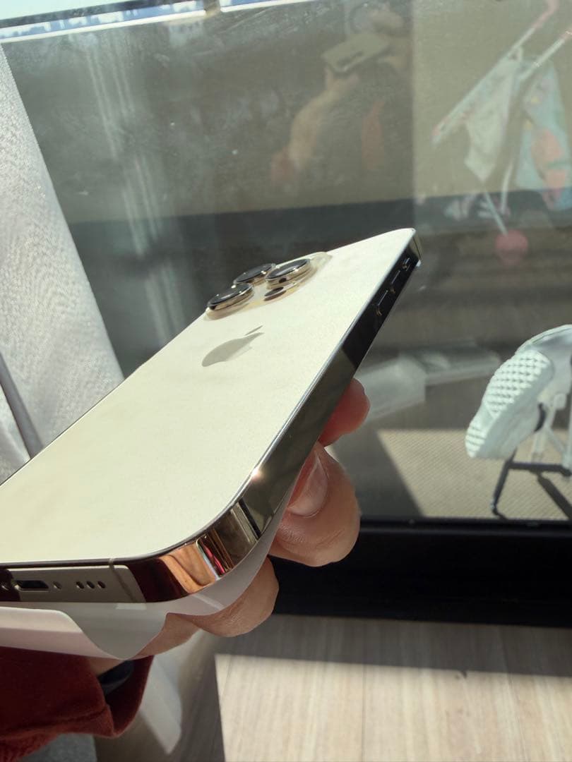 iPhone14 Pro128GB バッテリー85% ゴールド　アメリカ版美品