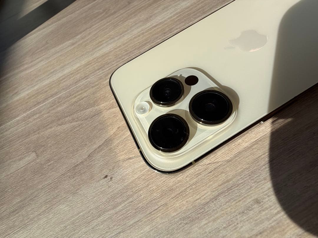 iPhone14 Pro128GB バッテリー85% ゴールド　アメリカ版美品