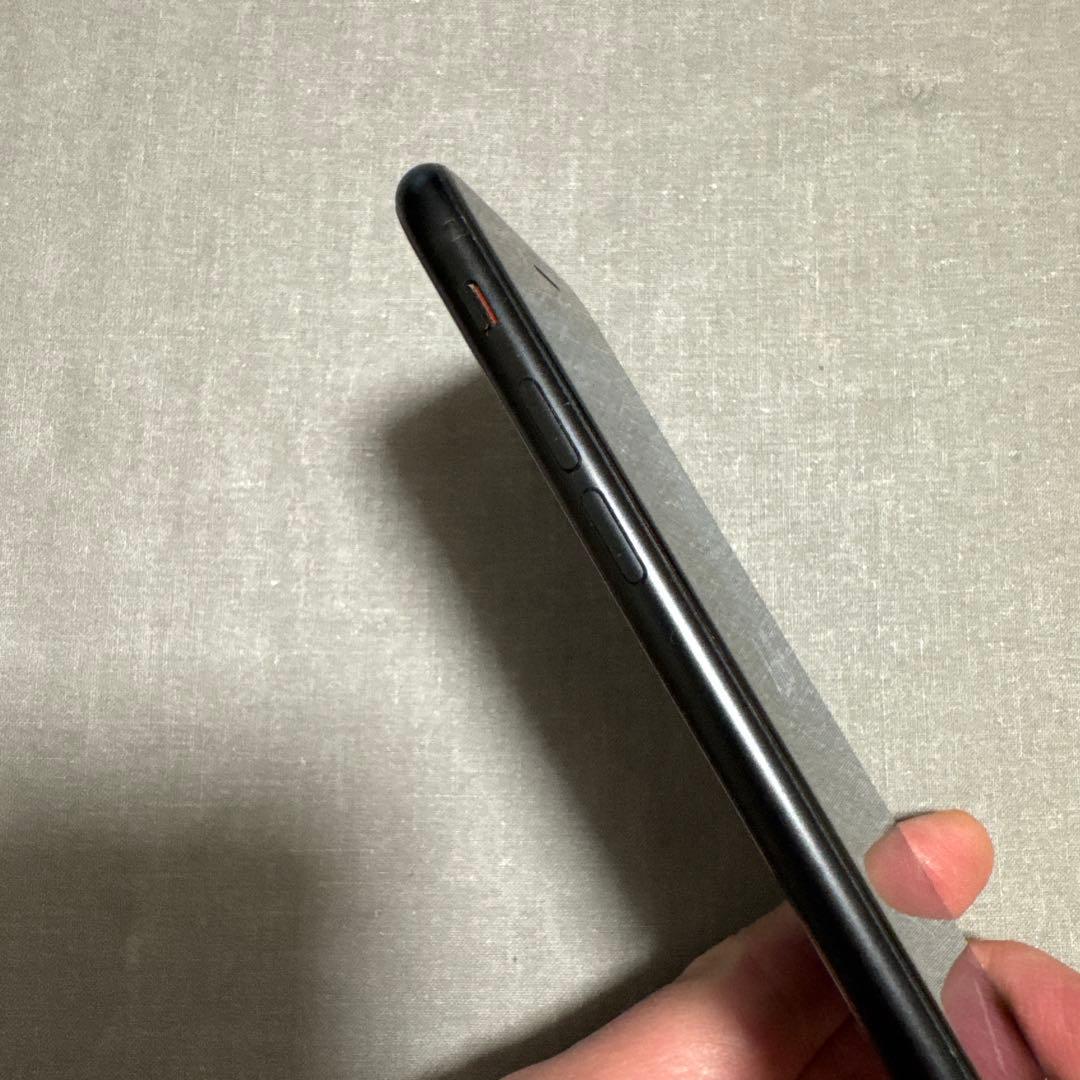 iPhone SE (2020) Black 128GB SIMフリー