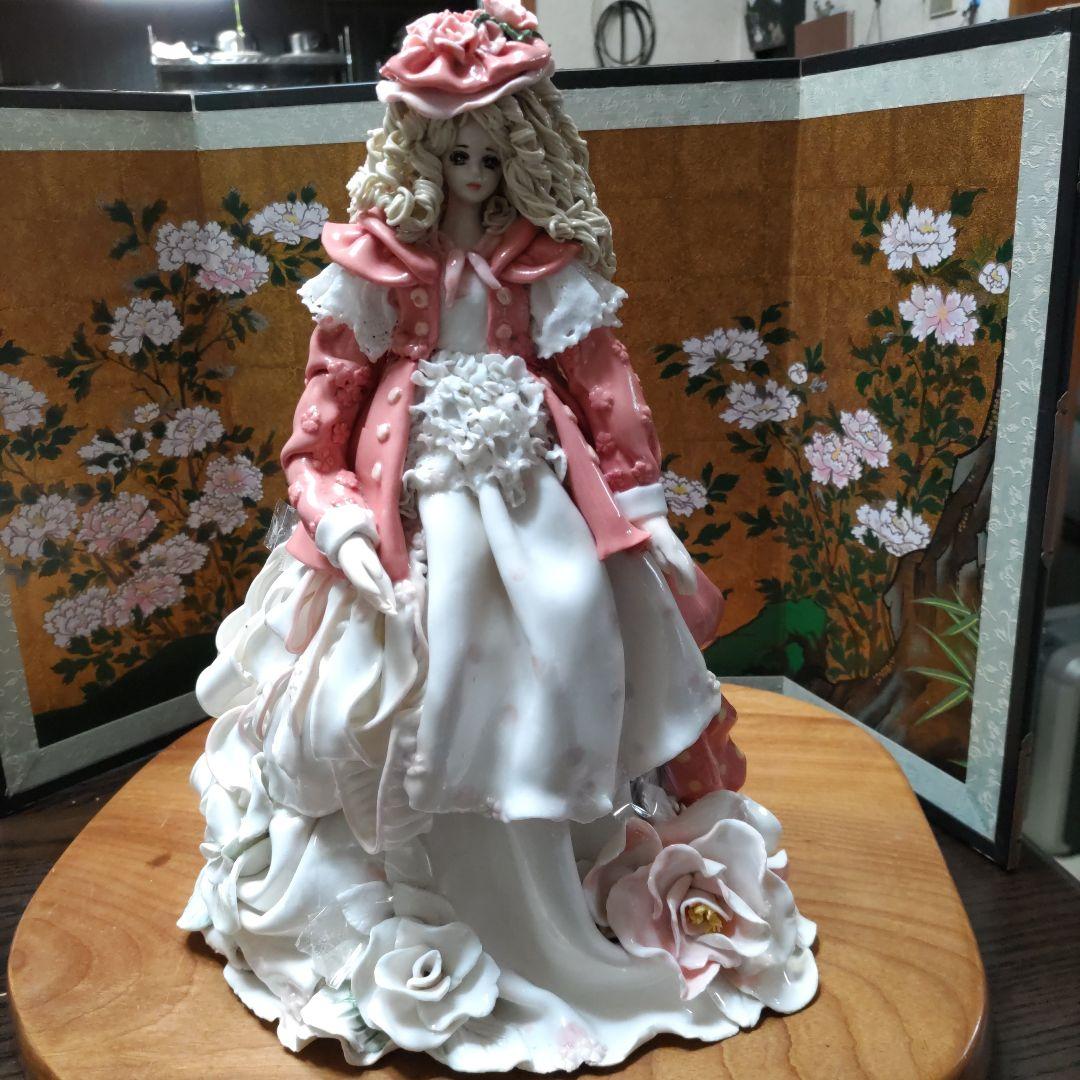 ロマンドール 一点物　陶器人形 ハンドメイド 置物 鷹狩りの貴婦人　西洋人形
