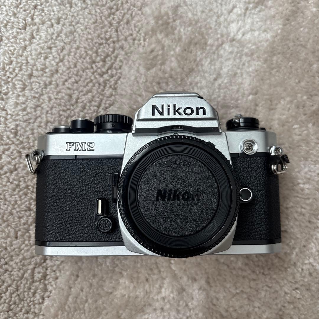 Nikon New FM2 一眼レフカメラ シルバー/ブラック
