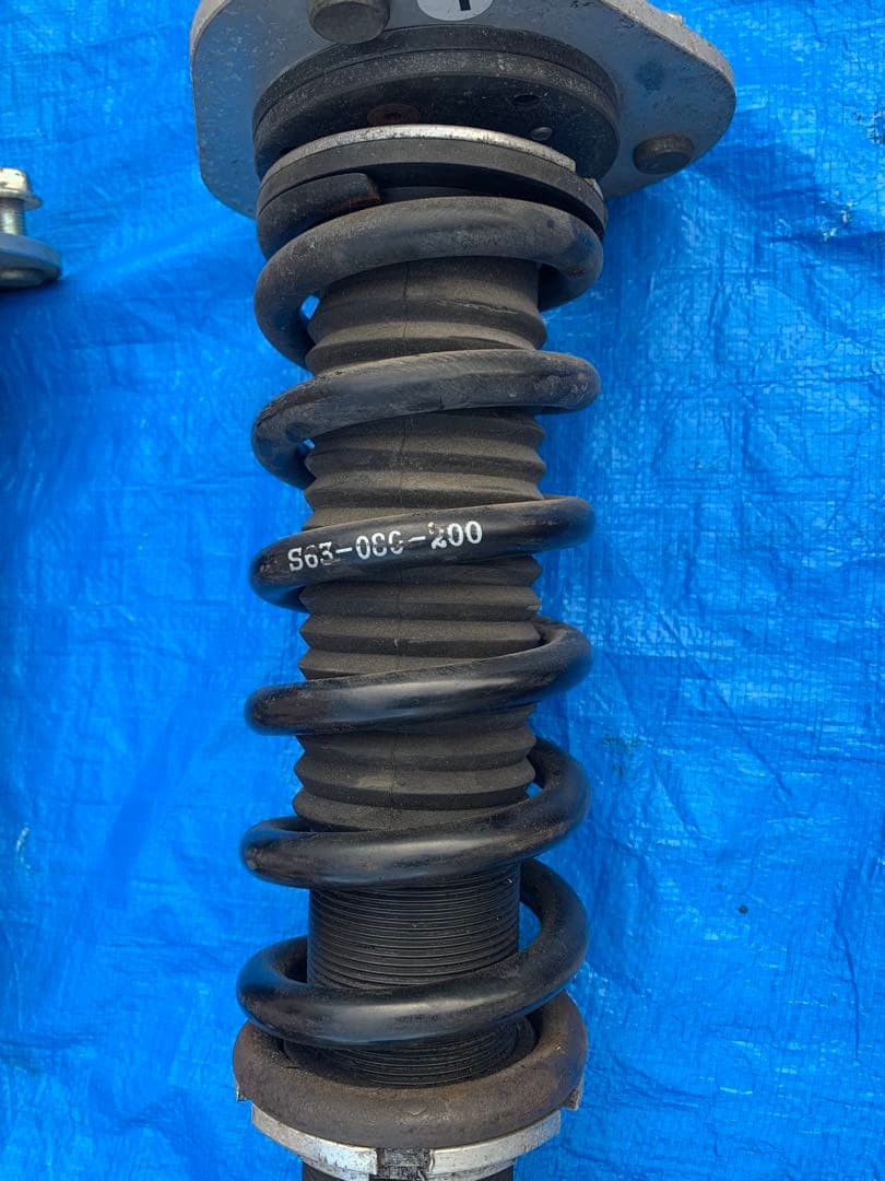 Ｆ30初代レパード前後車高調