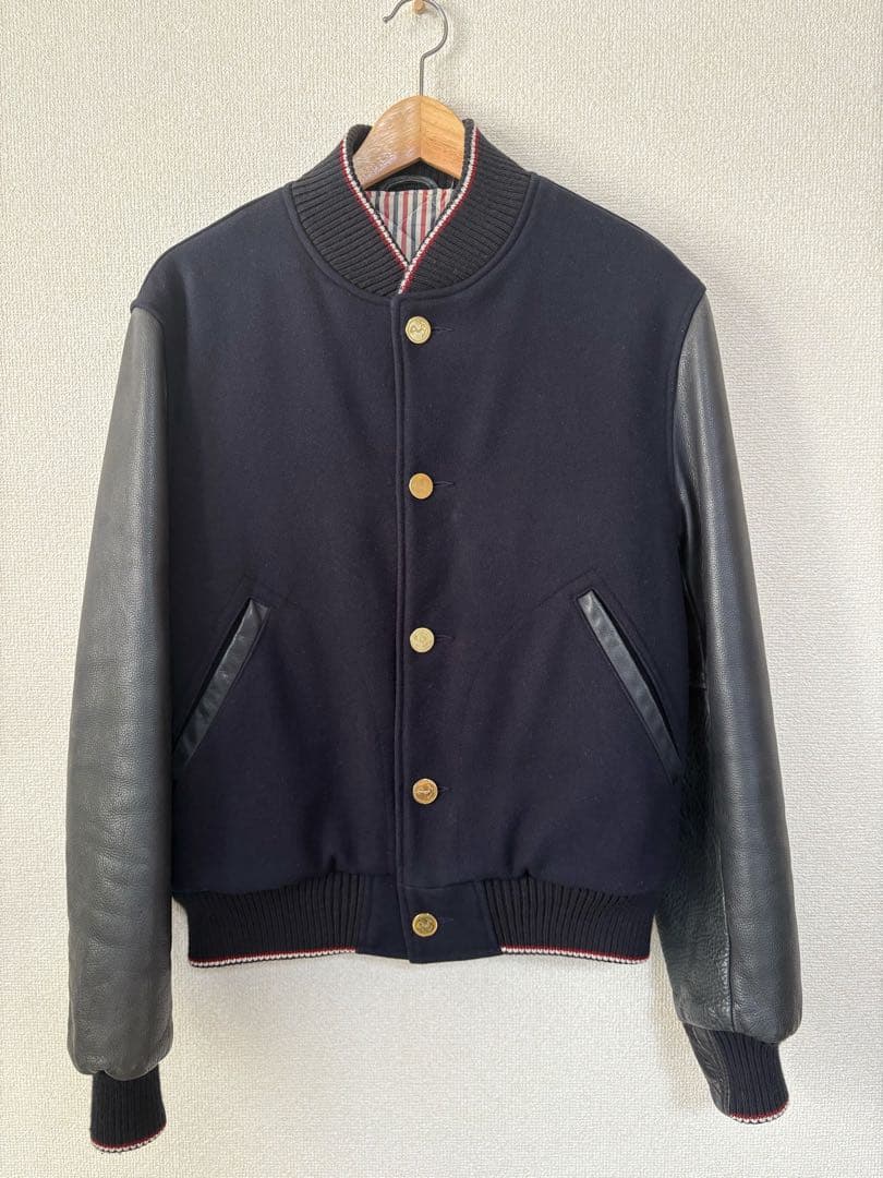 THOM BROWNE ネイビー スタジャン