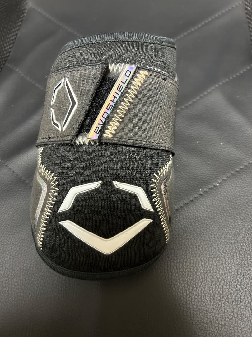 エボシールドエルボーガード黒