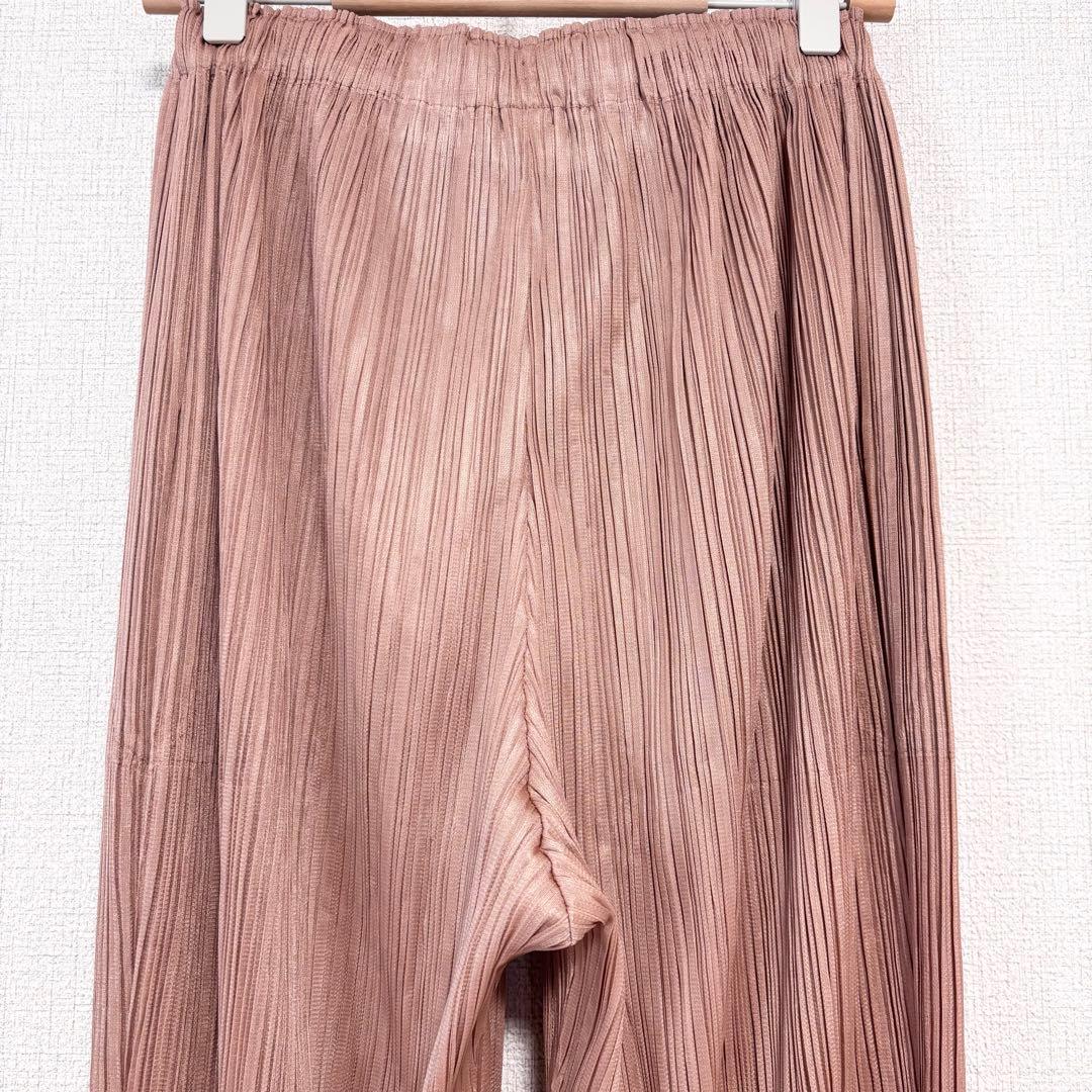 プリーツプリーズ　近年　テーパードパンツ　ポケット　ベージュブラウン　サイズ1