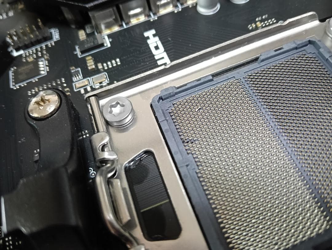 MAG B650 TOMAHAWK WIFI マザーボード