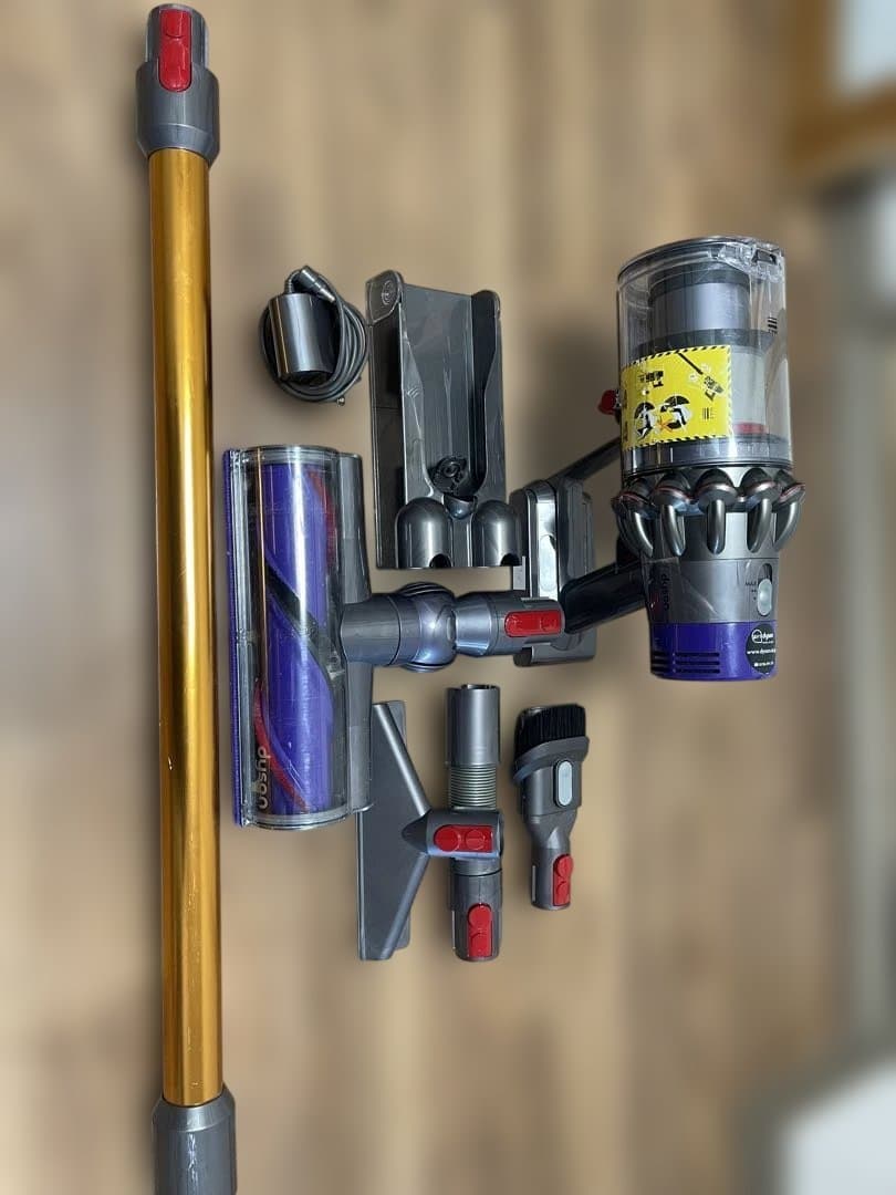 ダイソンDyson V10 (sv12)の充電式掃除機