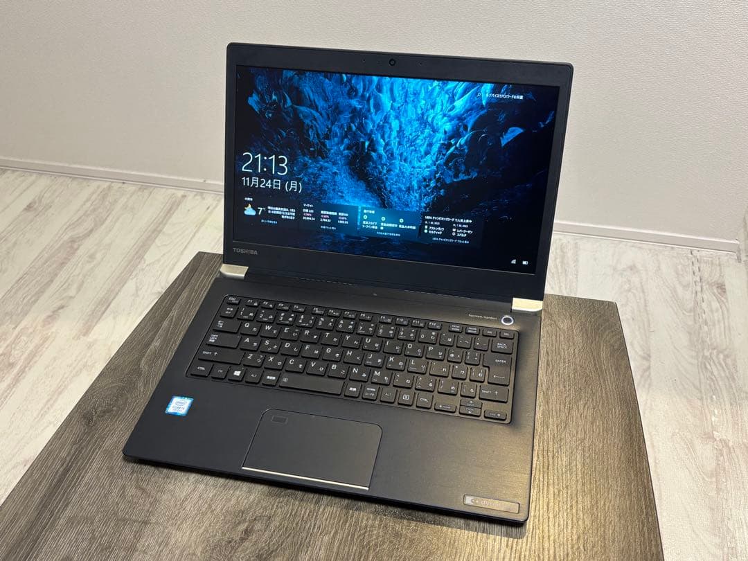 UX53/D オニキスブルー 13.3型 ハイスタンダードモバイルノートパソコン