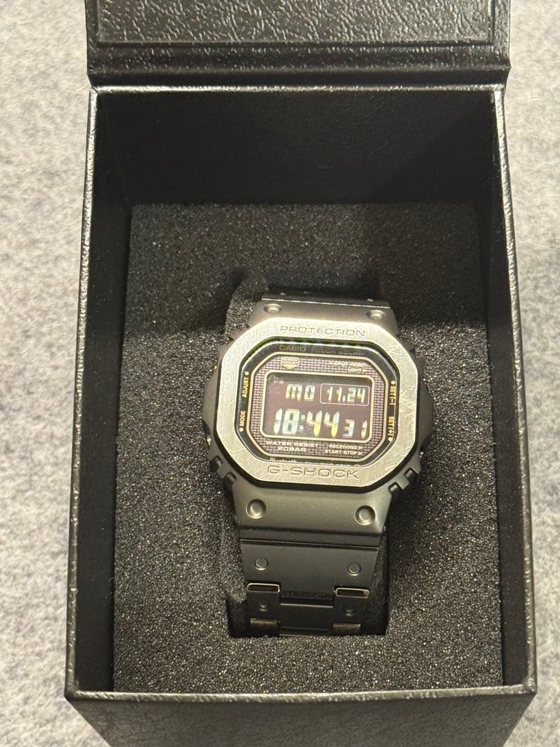 【美品】CASIO G-SHOCK GMW-B5000MB-1J