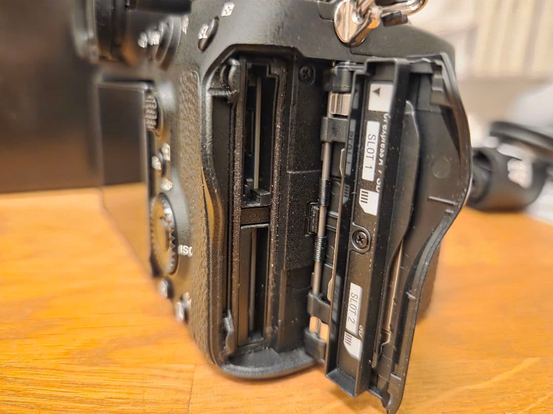 【 美品】SONY ソニー a7IV ILCE-7M4 ボディ