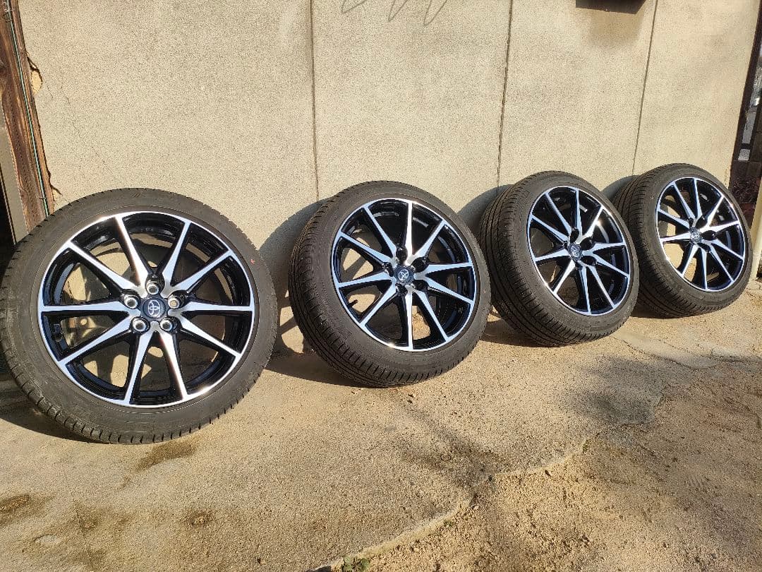 【ぴー】GR86 SZ 純正ホイール 純正装着タイヤ ③