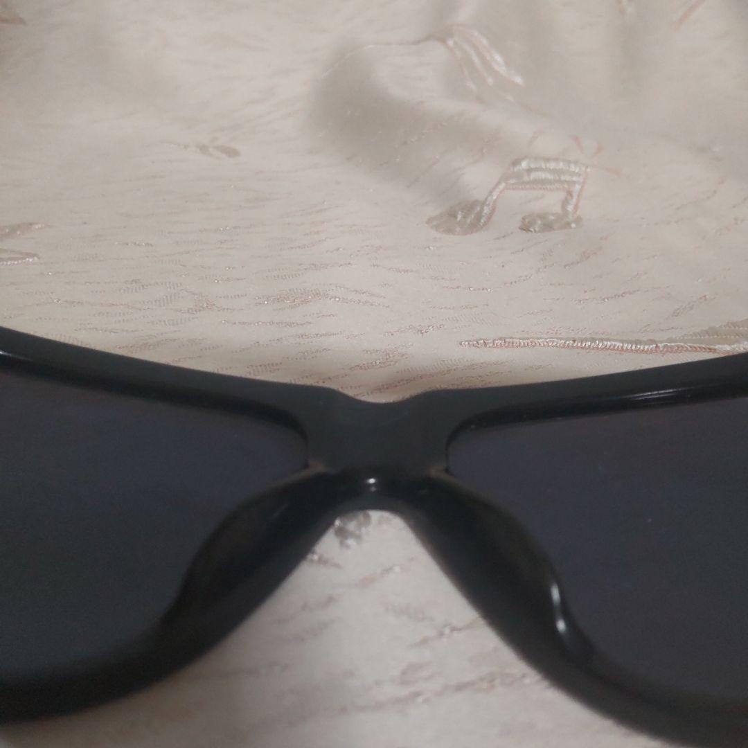 Chanel ブラック キャットアイ サングラス