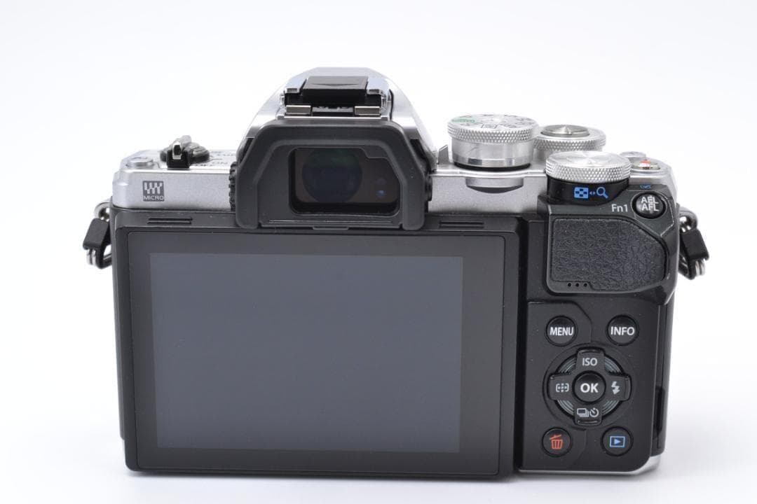 ■ 美品 ■ オリンパス　OM-D E-M10 Mark Ⅲ ダブルズーム