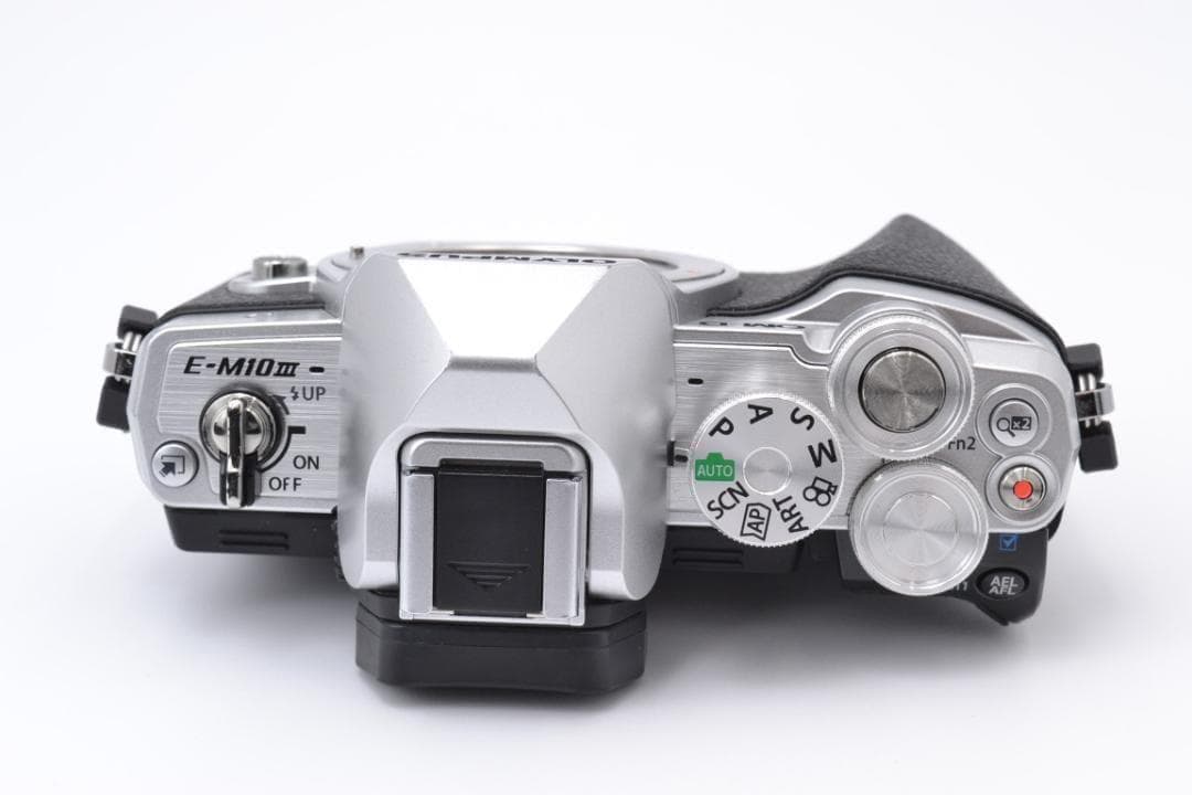 ■ 美品 ■ オリンパス　OM-D E-M10 Mark Ⅲ ダブルズーム