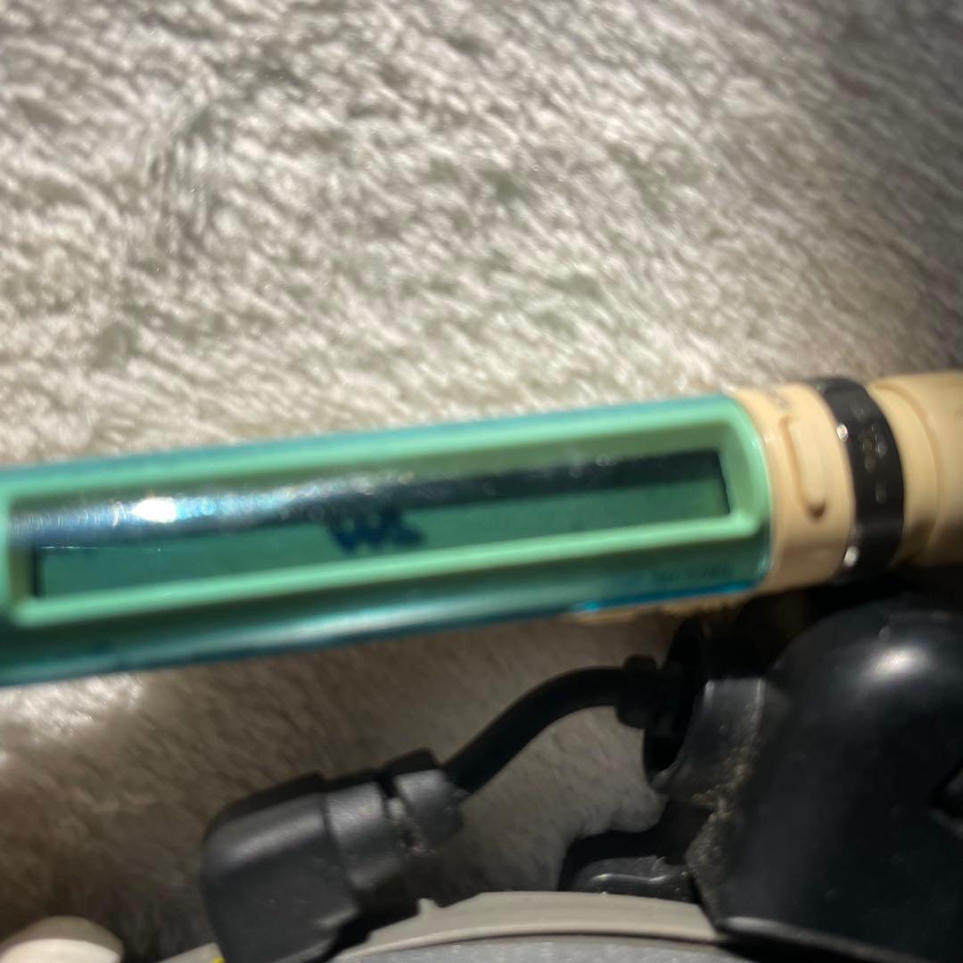 SONY WALKMAN D-NE730ポータブルCDプレーヤー