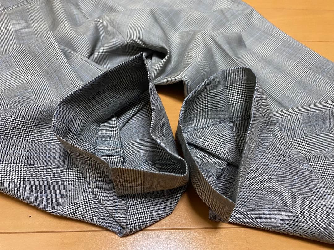 Aquascutum グレー チェック柄 スーツ　AB5