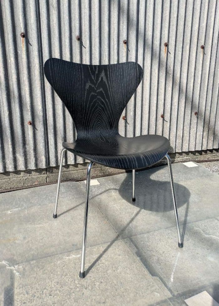 フリッツハンセン　アルネヤコブセン　SERIES 7　セブンチェア　北欧　展示品