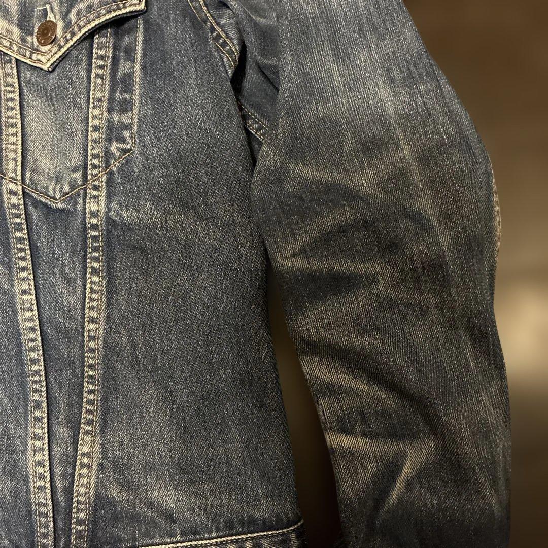 リーバイスデニムジャケット XLサイズ　ハチノスリペア有り