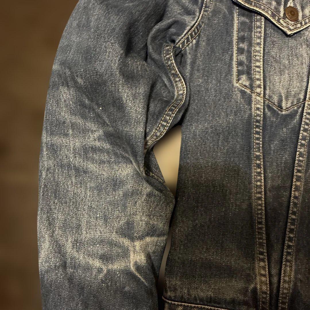 リーバイスデニムジャケット XLサイズ　ハチノスリペア有り