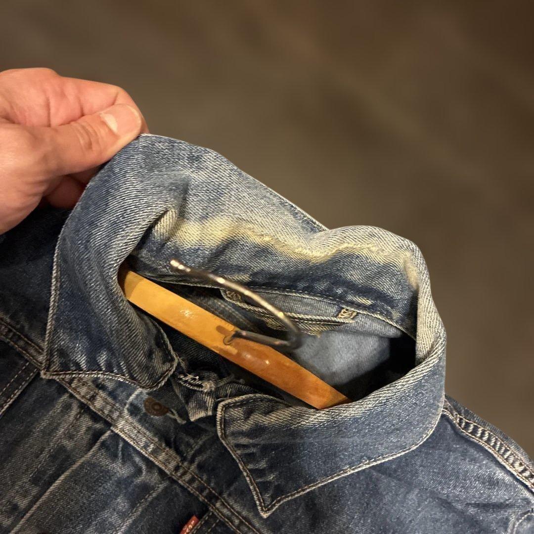 リーバイスデニムジャケット XLサイズ　ハチノスリペア有り