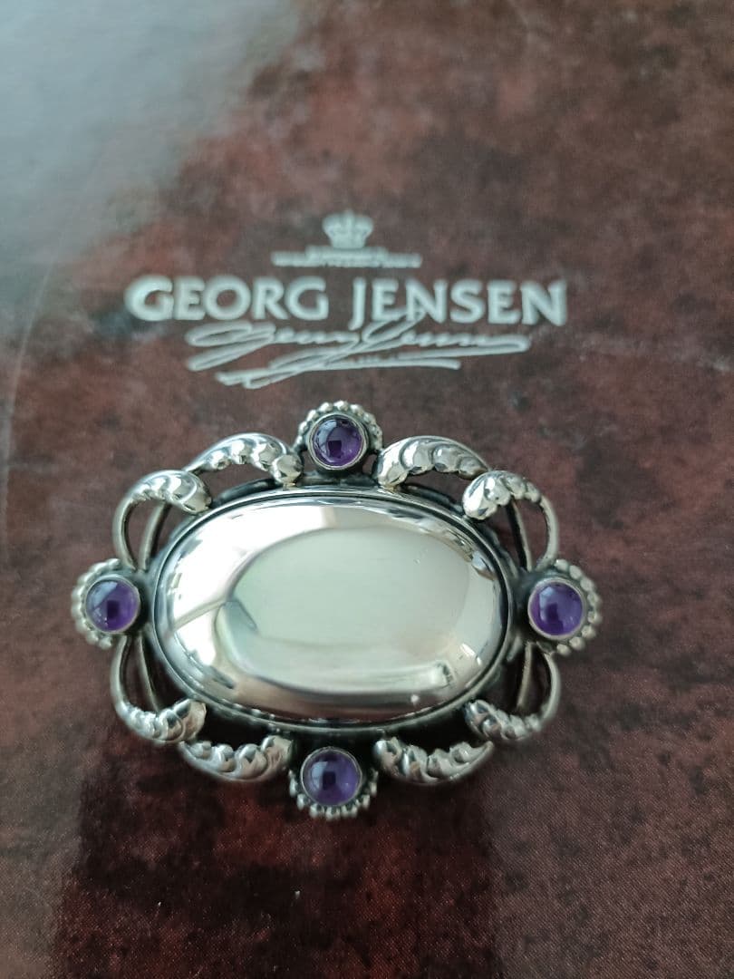 はる超美品☆  大振りアメジスト付ブローチ　♯158