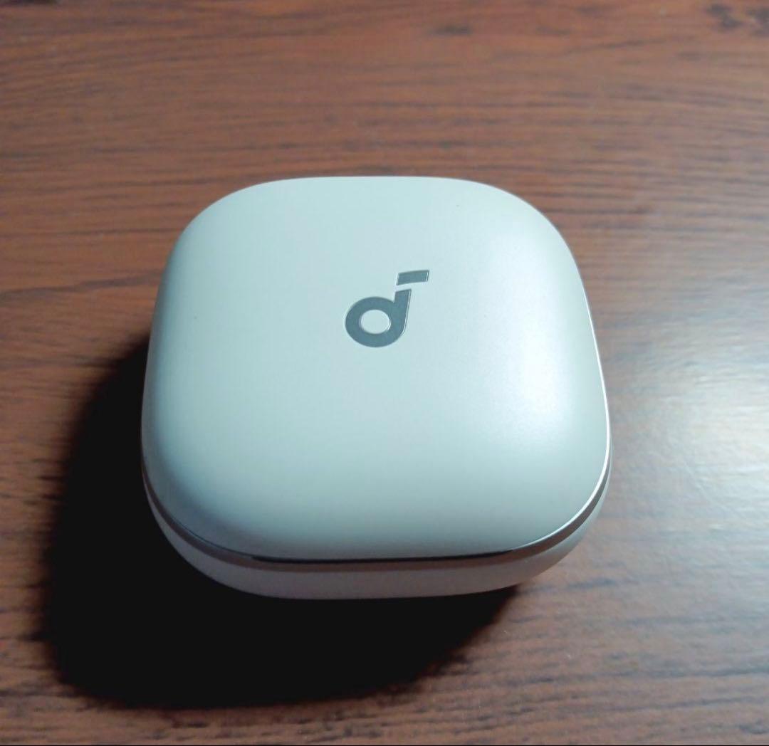 イヤホン ANKERLiberty5