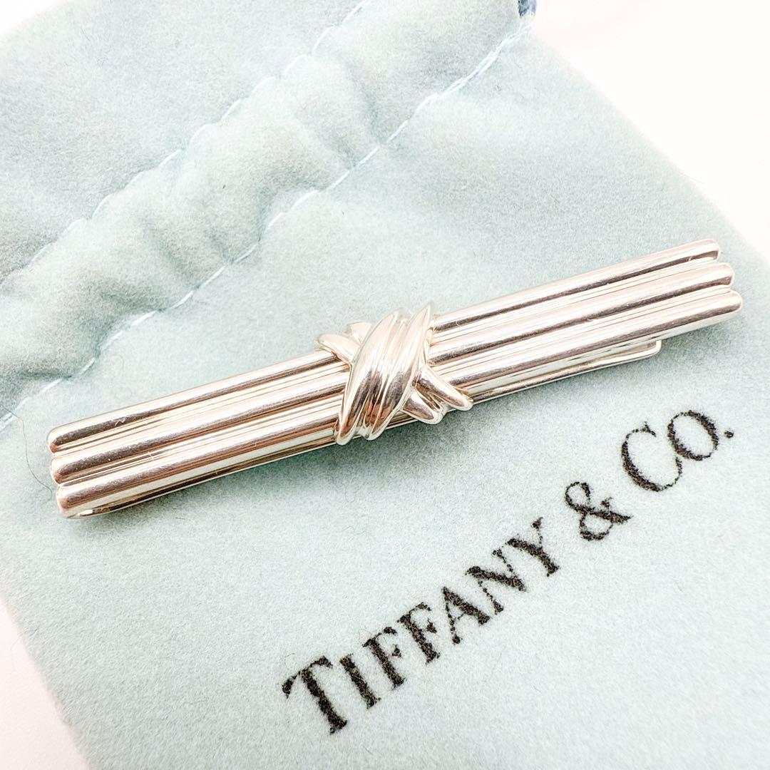 2527-2 【保存袋付き　美品】Tiffany タイピン シグネチャー