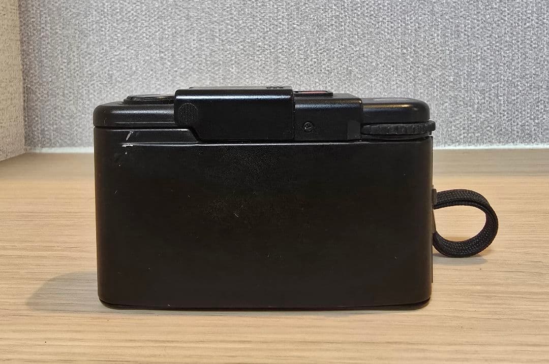 フィルムカメラ OLYMPUS XA