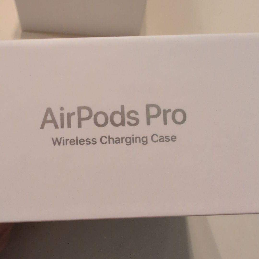AirPods Pro (第1世代)ワイヤレス充電ケース付き