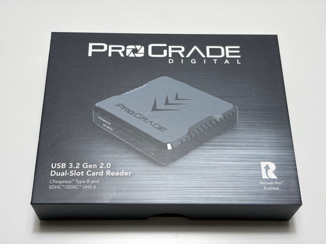 CFexpress Type B / SD ダブルスロットカードリーダー