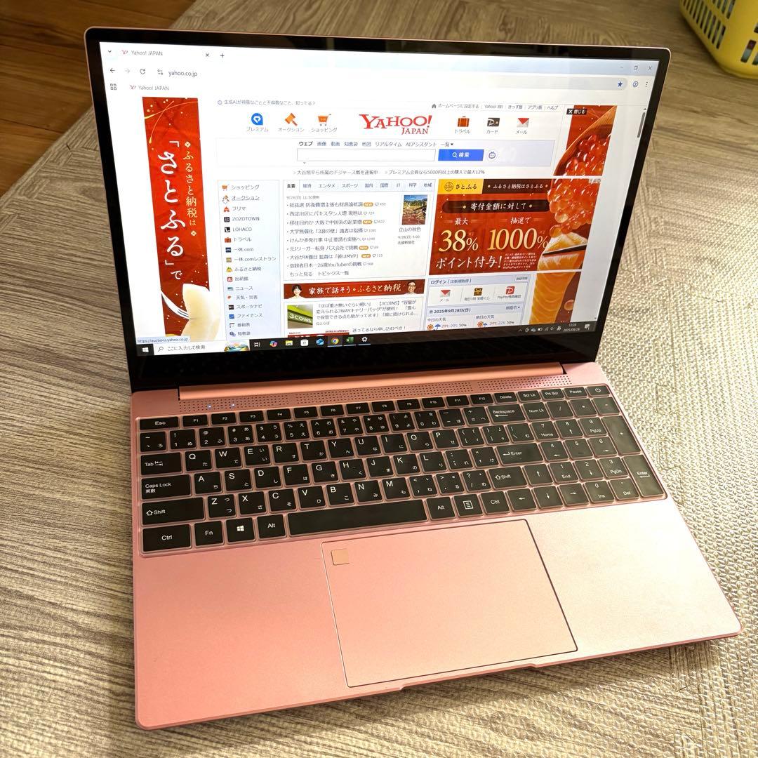 美品 ピンクノートパソコン 約16インチ／初期化済