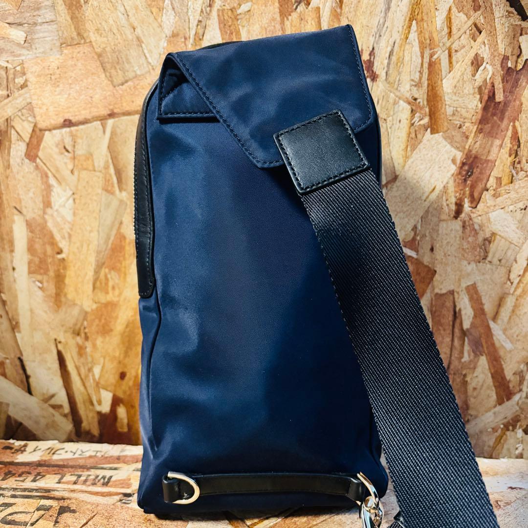 Paul Smith ポールスミス ショルダーバック ネイビー