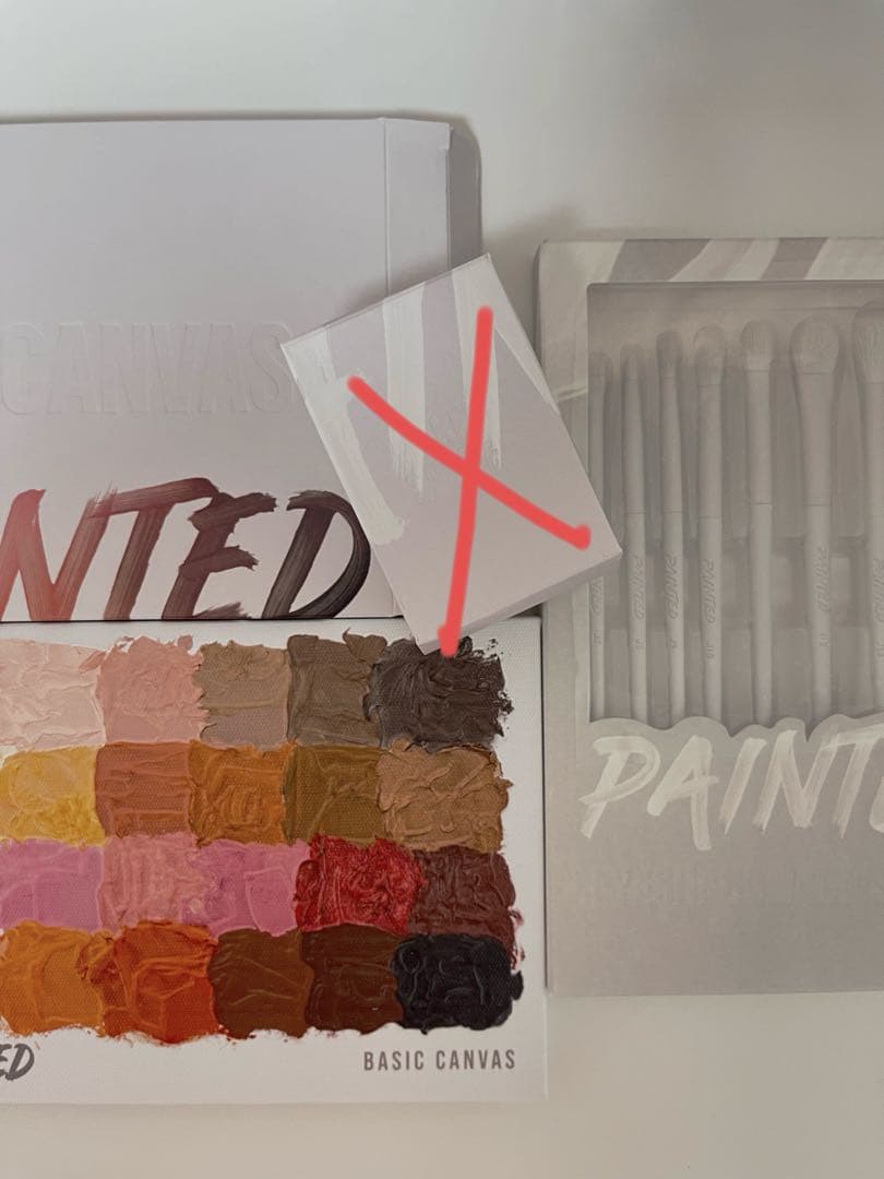 James Charles PAINTEDアイシャドウパレット&ブラシセット