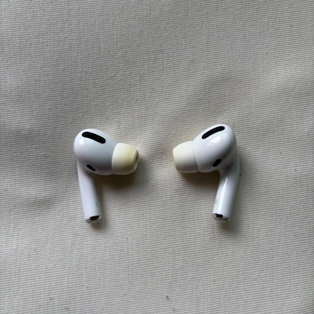 Apple AirPods Pro 第1世代 ワイヤレスヘッドフォン