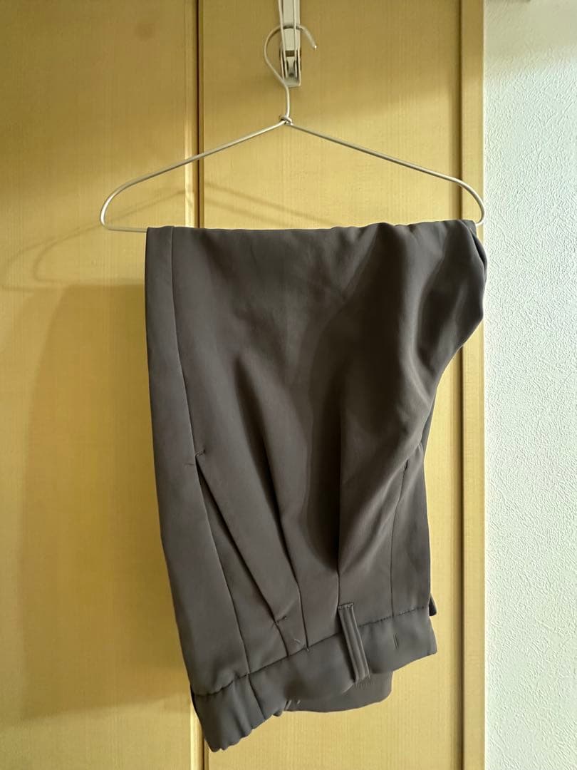 WYM ATTACHMENT ノーカラージップブルゾン　ブラウンセットアップ3点