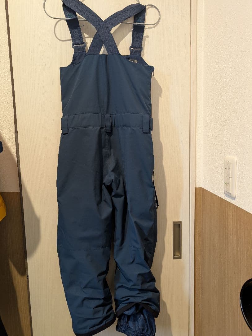 QUIKSILVER子ども用スノーボードウェア上下セット　ビブパン　サイズXS