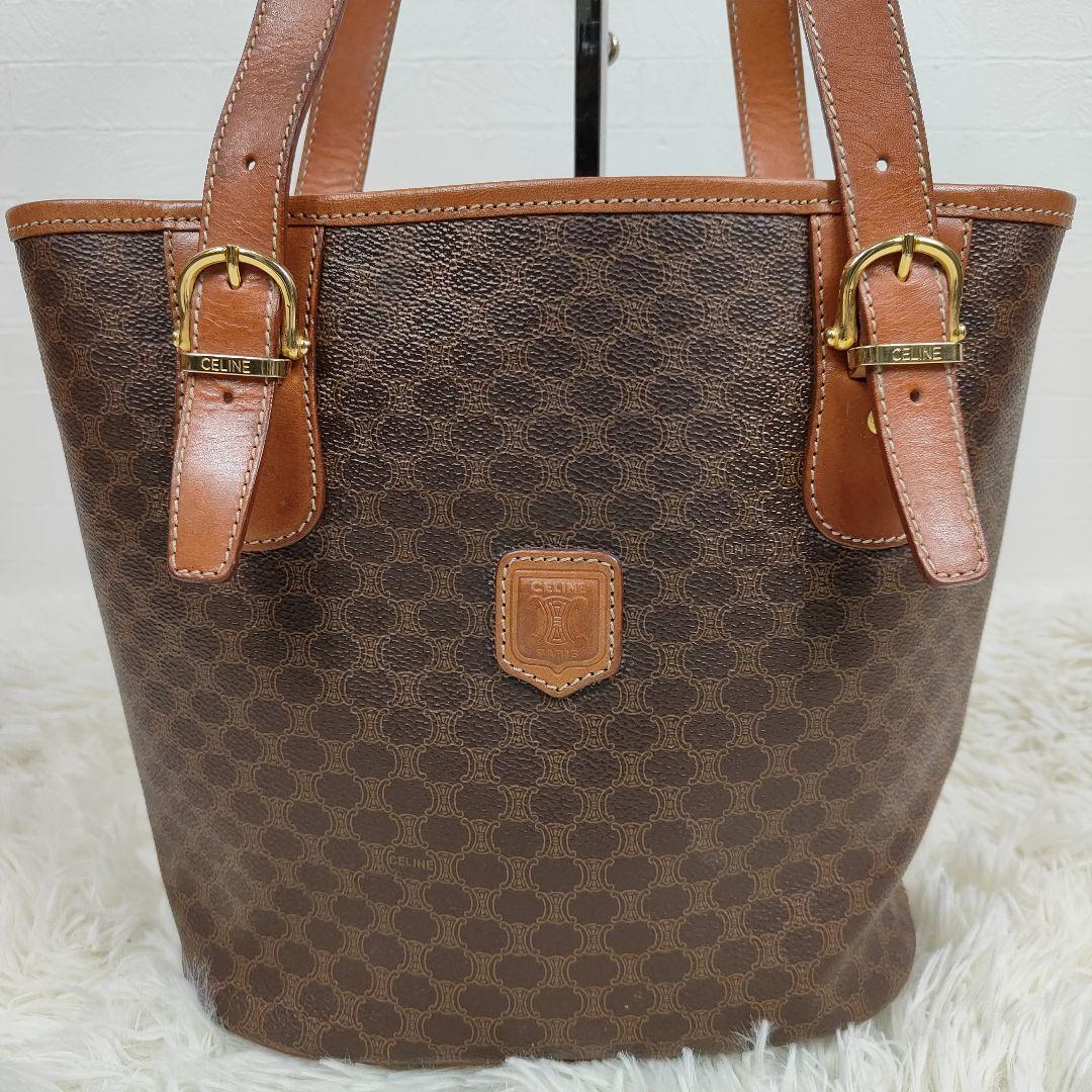 本日限定価格　セリーヌ　トートバッグ　マカダム　トリオンフ　型押し　バケツ型