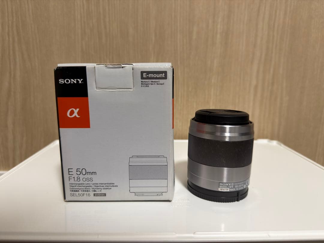 Sony 交換レンズ　a Eマウント　単焦点　50mm F1.8