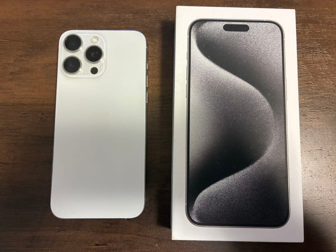 iPhone 15ProMax 256GB 画面ヒビ割れ SIMフリー