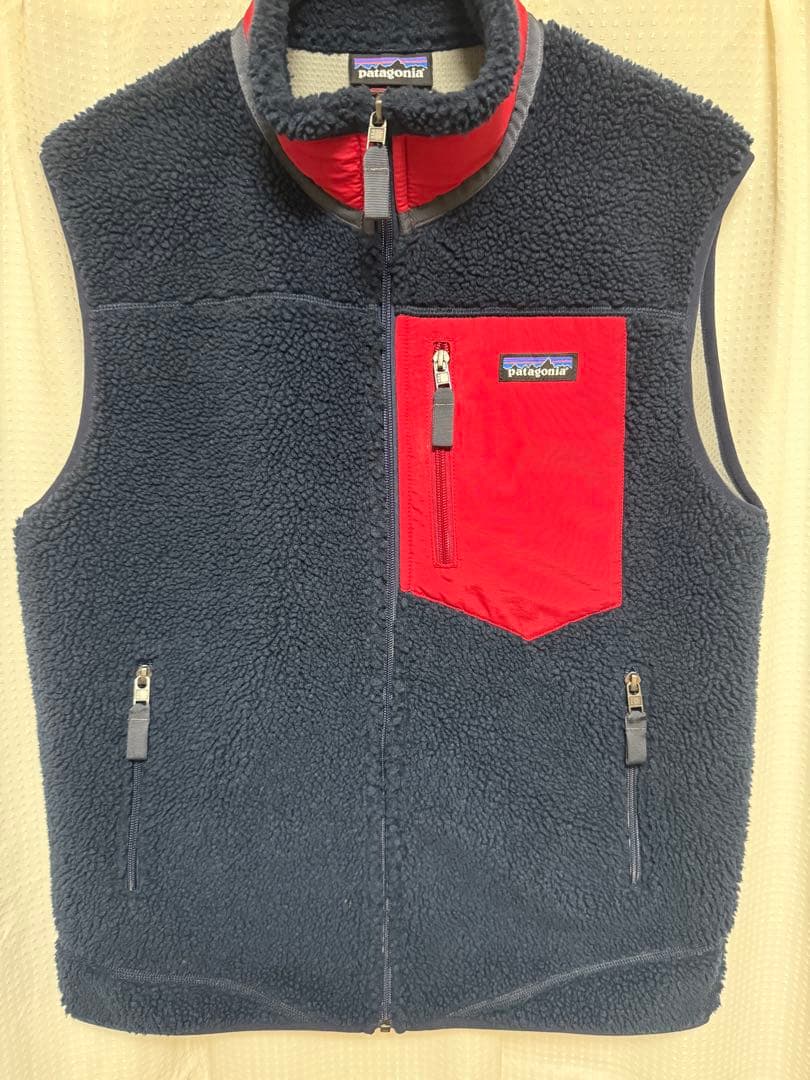 patagonia レトロXベスト Mネイビー/レッド