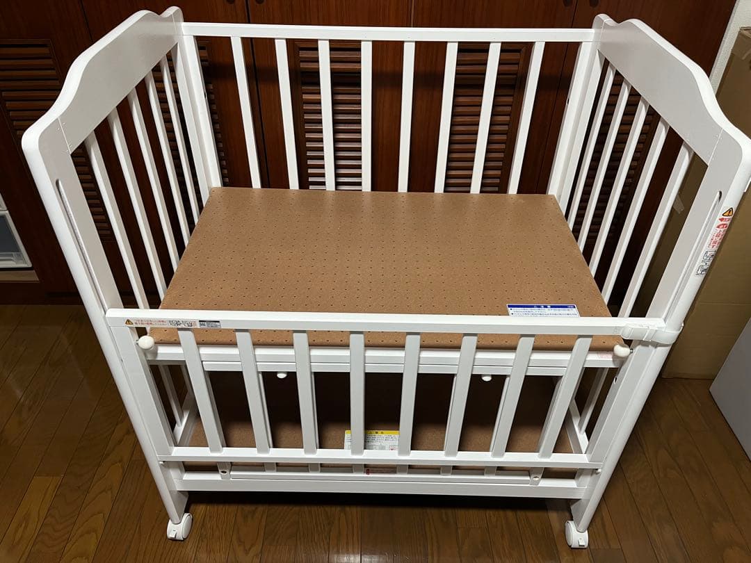 yumiko〜断捨離中〜専用　カトージ　ベビーベッド　ミニ　ホワイト