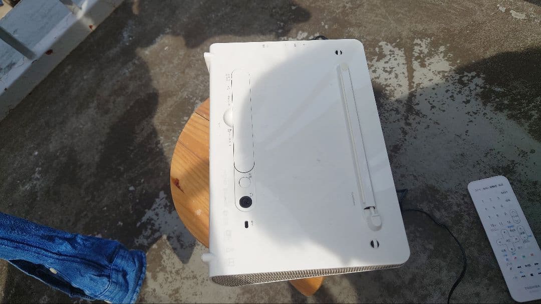 週末 値下げTOSHIBA REGZA ポータブルテレビ 10WP1