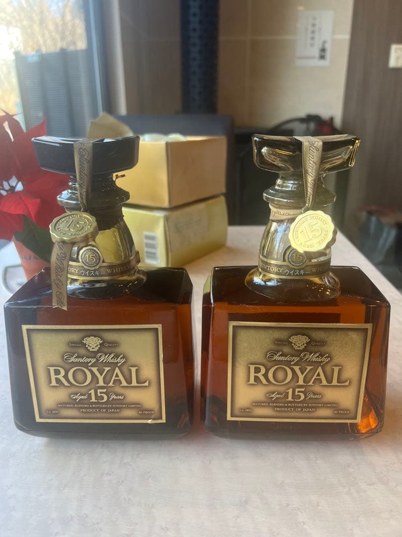 サントリーウイスキー　ローヤル15年　二本　ゴールドラベル　未開封