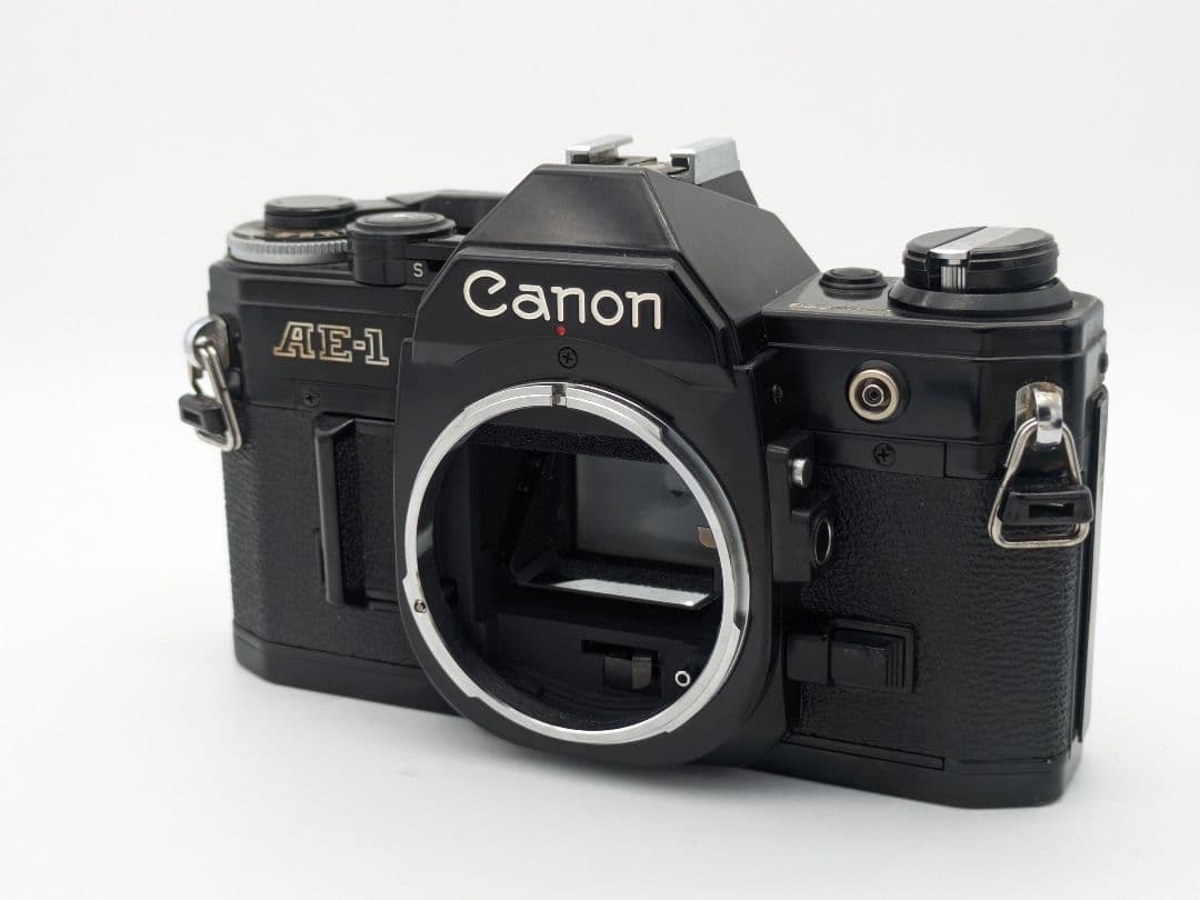 美品！完動品！CANON AE-1 ブラックボディ フィルムカメラ