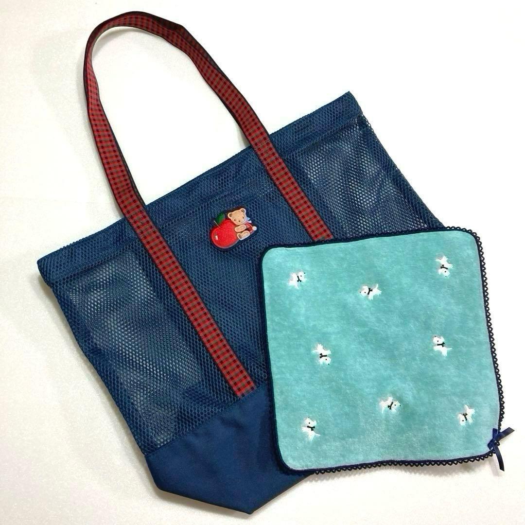 2025年春のファミリアショーの ノベルティのバッグと 新品のタオルハンカチ