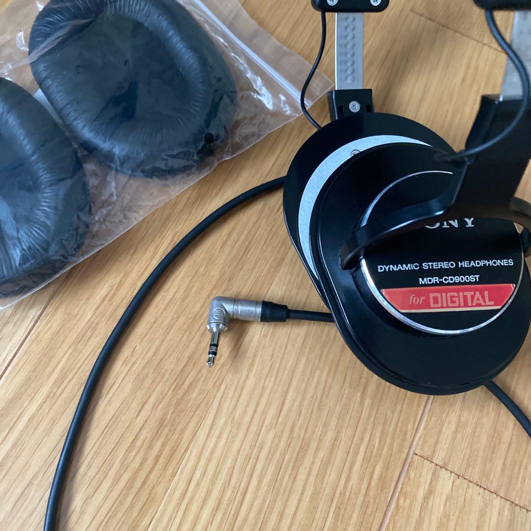 ああーい★良品★ SONY MDR-CD900ST スタジオヘッドホン